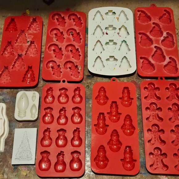 Holiday silicone molds - Picture 1 of 6